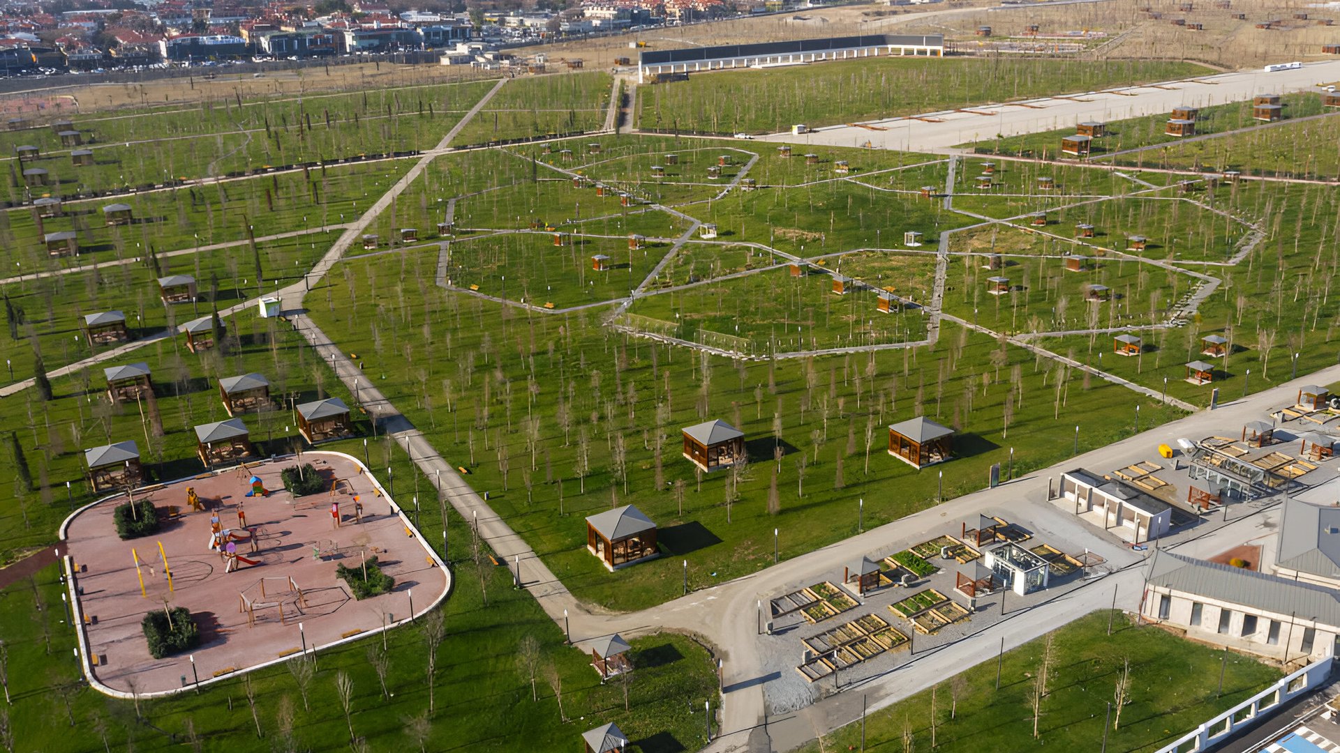 Millet Bahçesi - Peyzaj Düzenlemesi